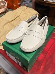 Eastland Patricia Women's White Loafers Size 7 Casual Slip-On Shoes